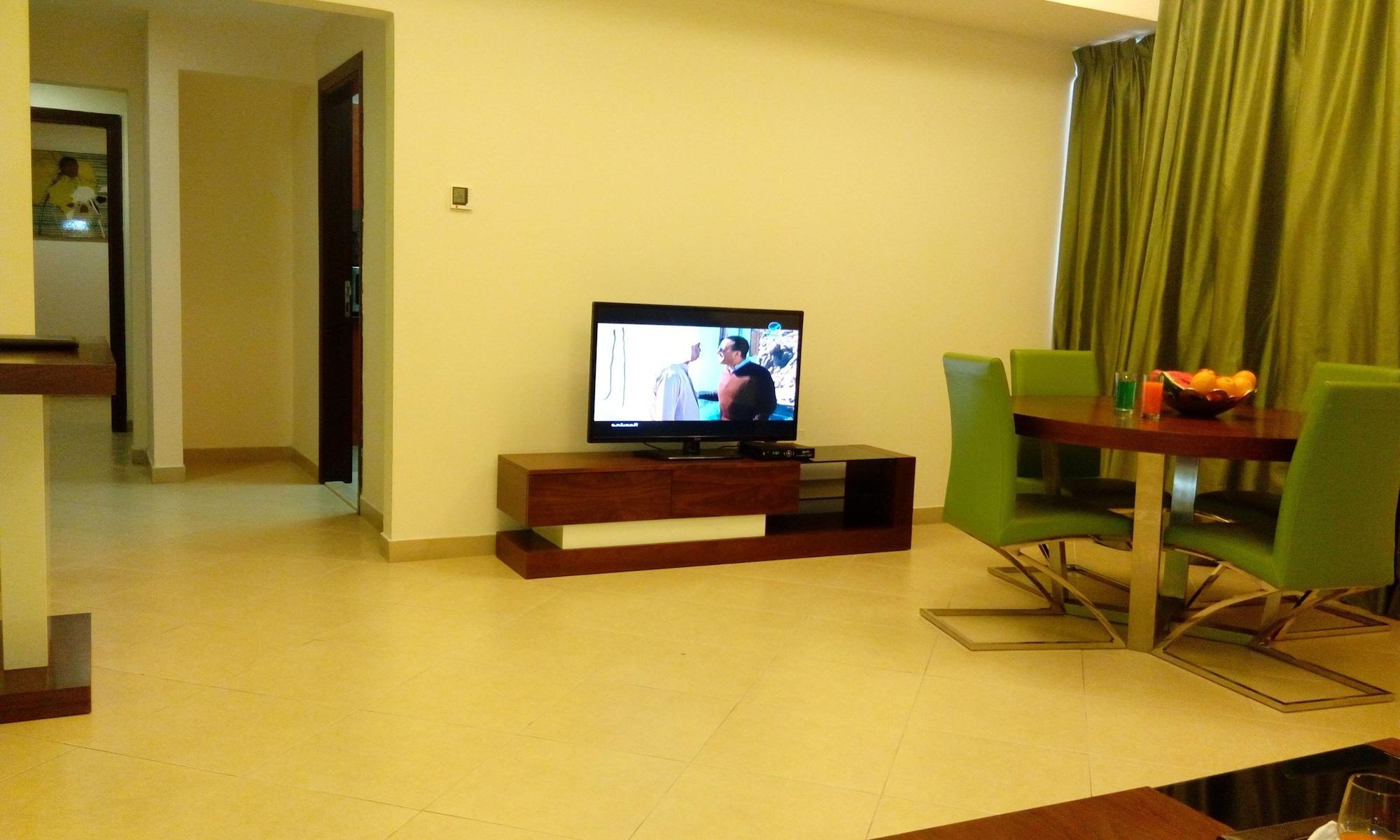 Al Waleed Palace Hotel Apartment Al Barsha Dubai Exteriör bild
