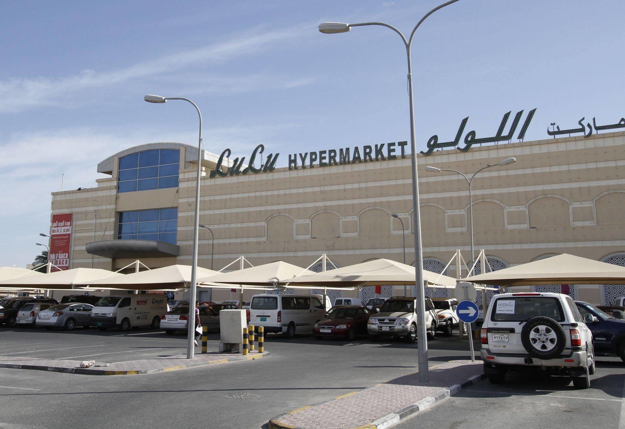 Al Waleed Palace Hotel Apartment Al Barsha Dubai Exteriör bild